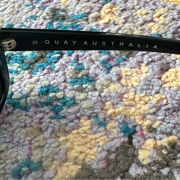 😎 Quay Australia "20's" Quay x
Kylie Collab Shades😎 - Picture 11 of 15